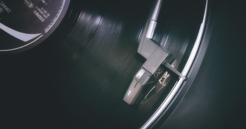 Pro-Ject Debut Carbon EVO im Test: Der Plattenspieler, der Klang neu definiert